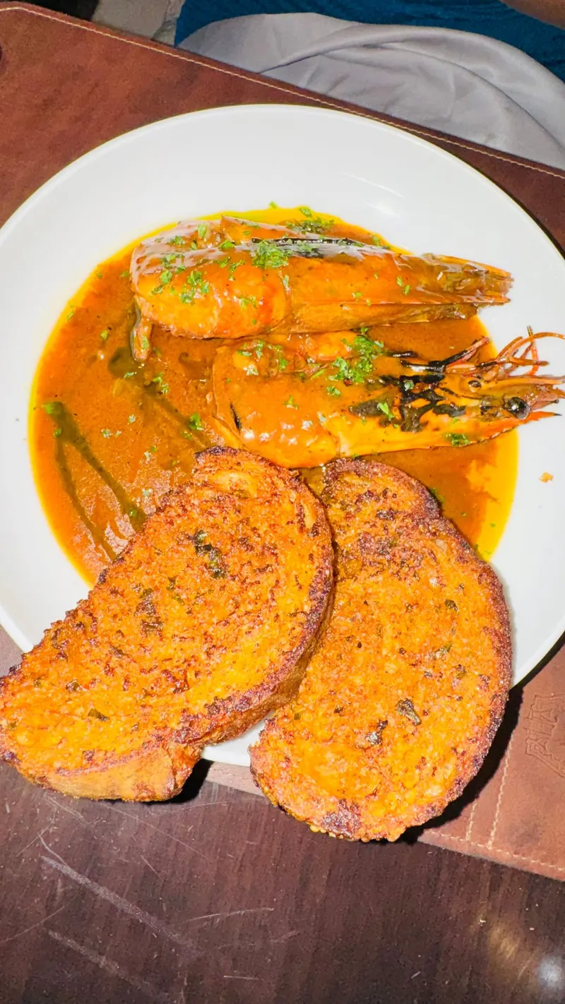 Staten Bar & Grill in Slave Island, Colombo