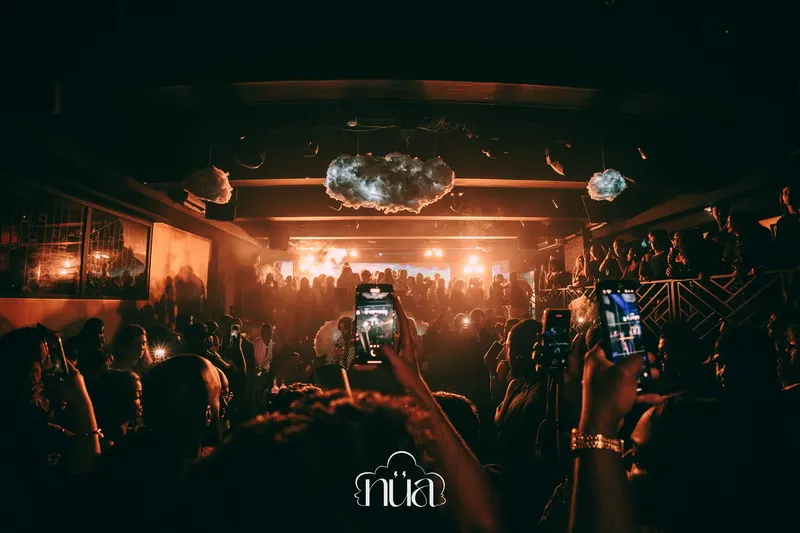 nua paris club