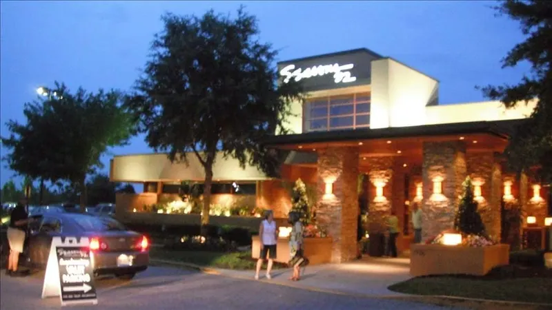 Seasons 52 in Plaza Venezia, Orlando