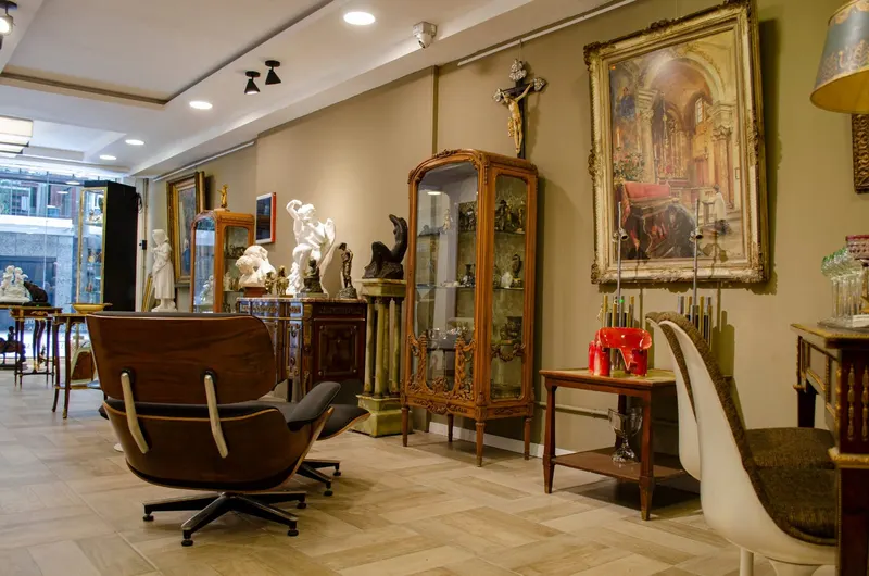PEDREIRA ANTIQUES