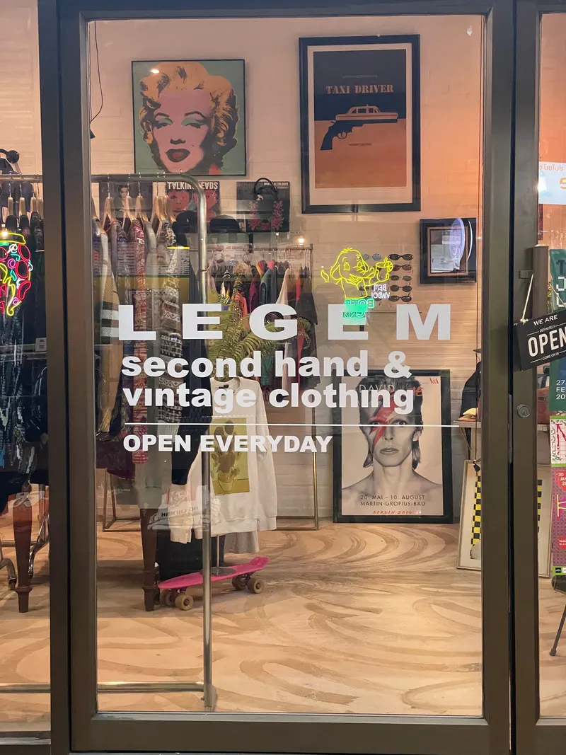 LEGEM SECOND HAND & VINTAGE CLOTHING
