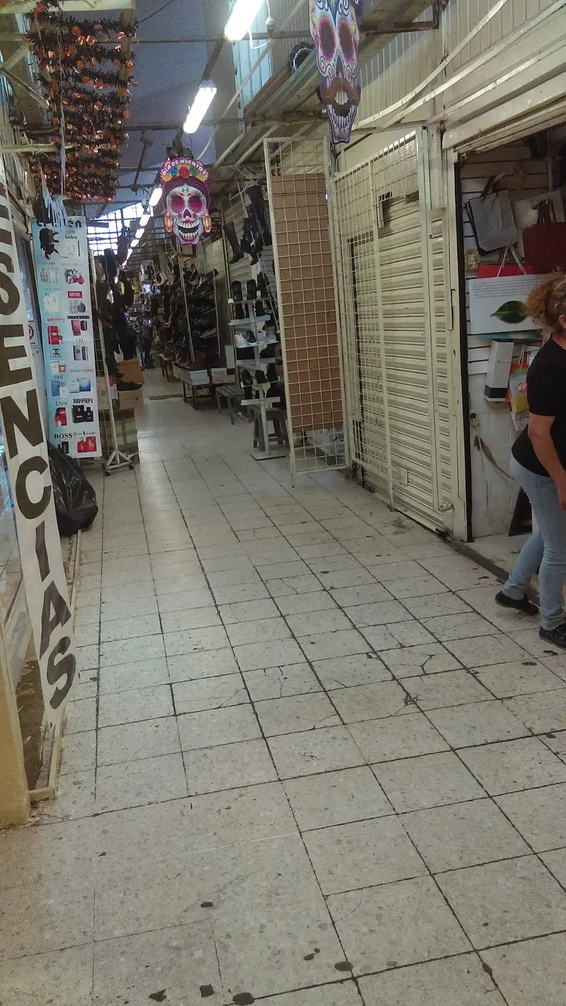 Several Tepito 36 Market Unit