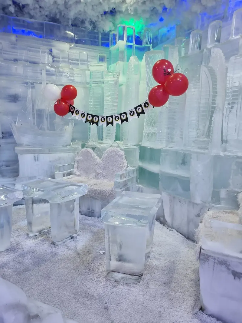 Subzero Ice Lounge
