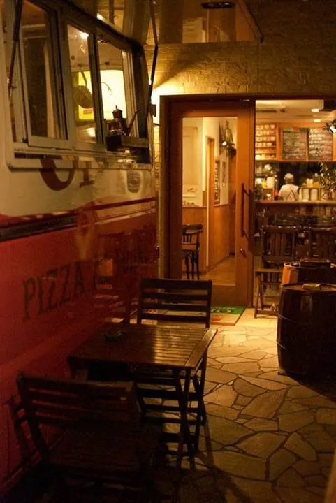 Pizzeria e trattoria Ciao!