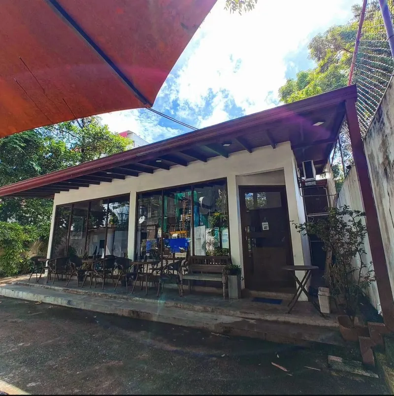 Blue Spoon café in Manning Town, Colombo