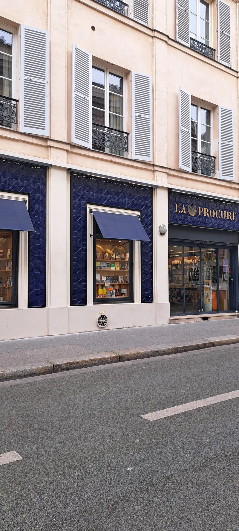 Librairie La Procure in Quartier de l'Odéon, Paris