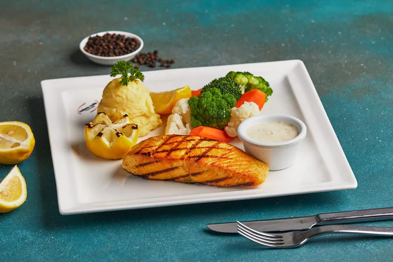 Colors Cafe