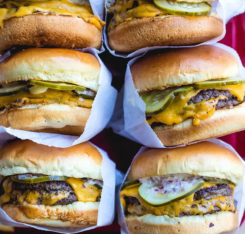 Small Cheval in Wrigleyville, Chicago