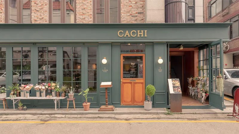 Cachi Flower Cafe Gangnam in Yeoksam-dong, Seoul