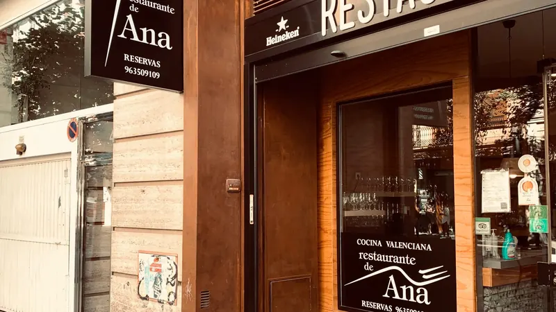 De Ana Restaurant in el Pla del Remei, Valencia