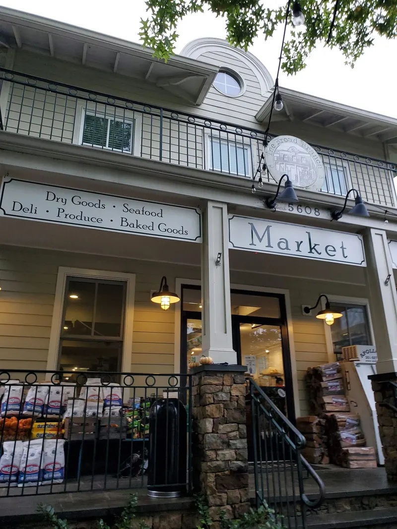 Broad Branch Market