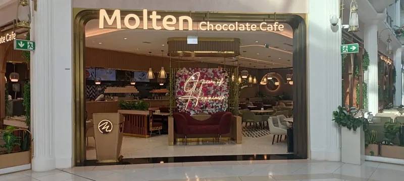 Molten Chocolate Cafe Landmark Mall in Umm Lekhba, Doha