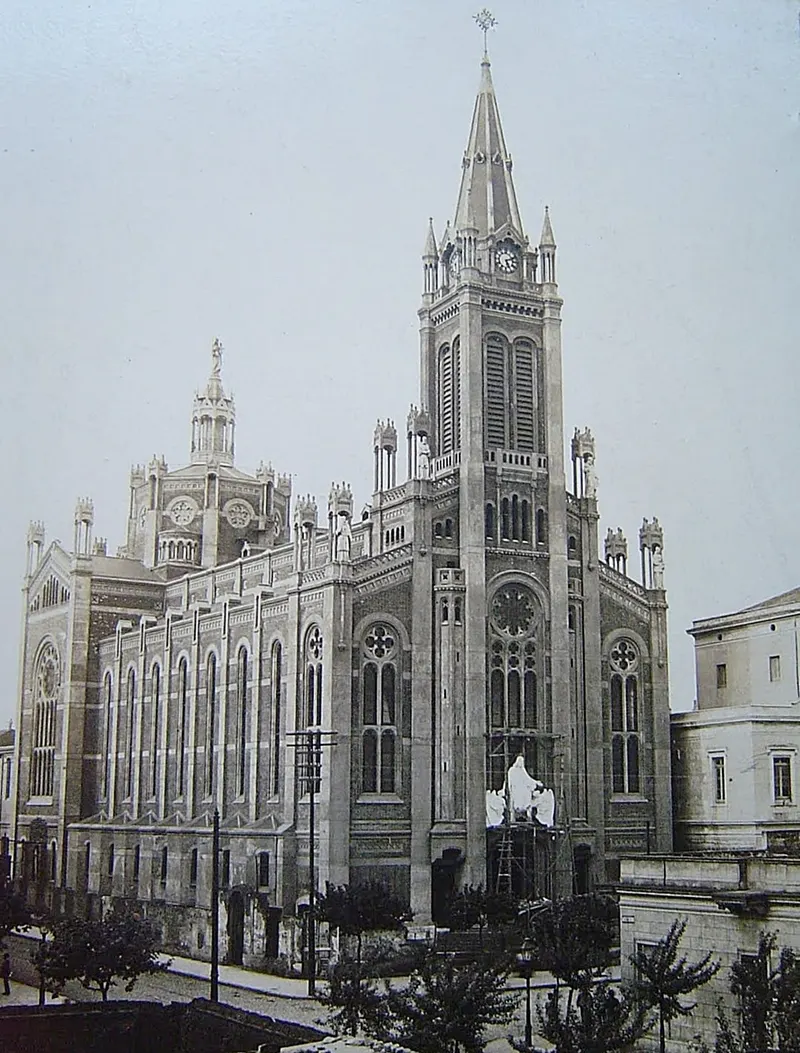 Basílica de San Carlos Borromeo y María Auxiliadora