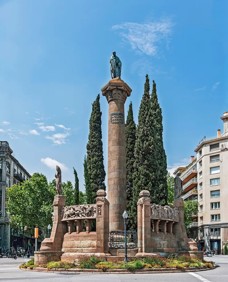 Monument a Mossèn Jacint Verdaguer