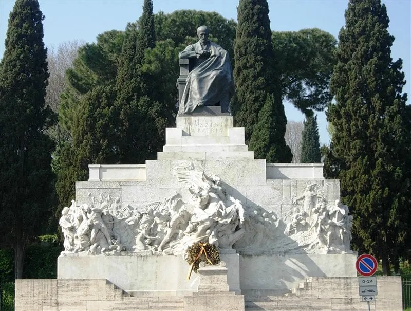 Monument to Giuseppe Mazzini