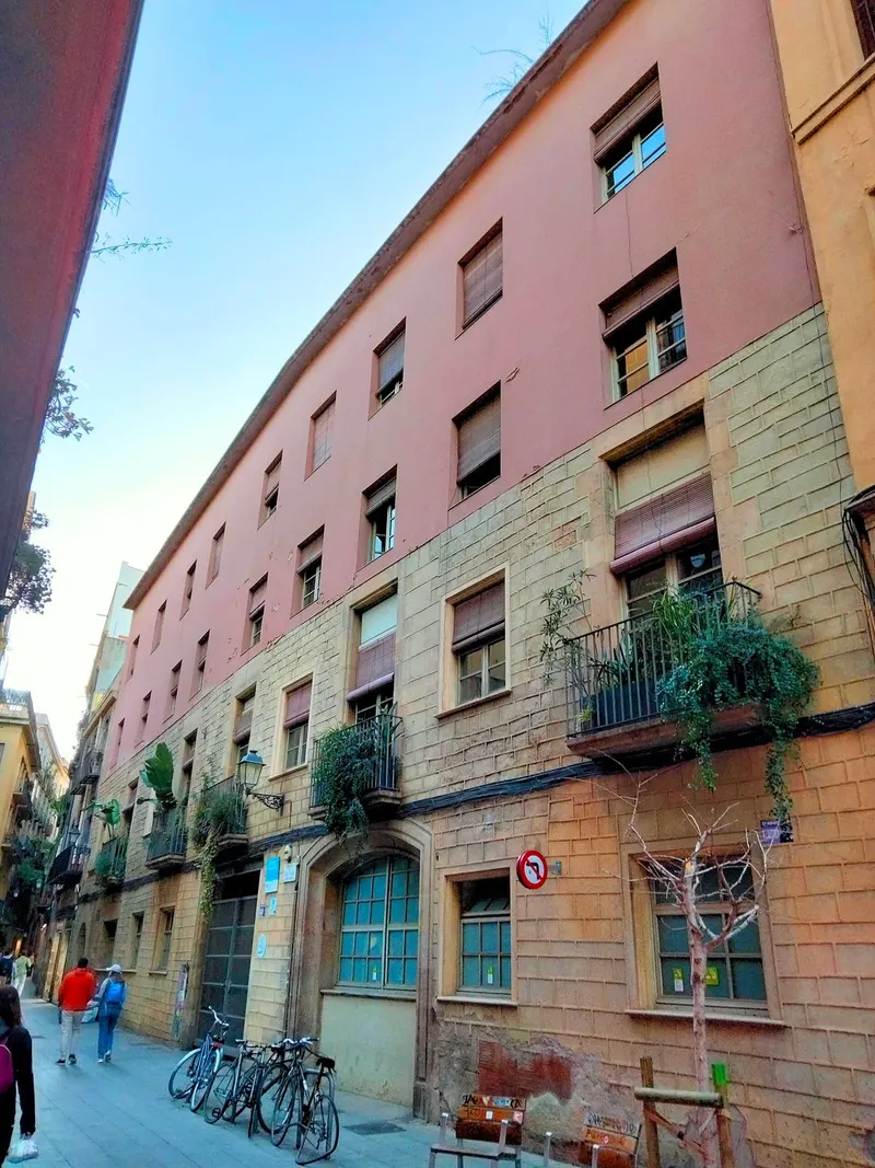 Palau Dou