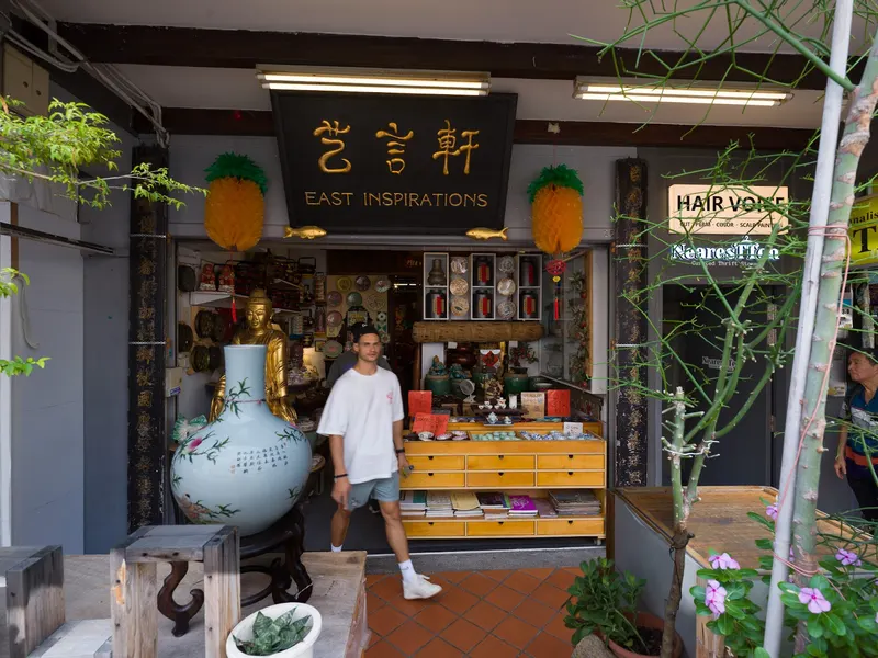 East Inspirations Shop in Chinatown, Singapore