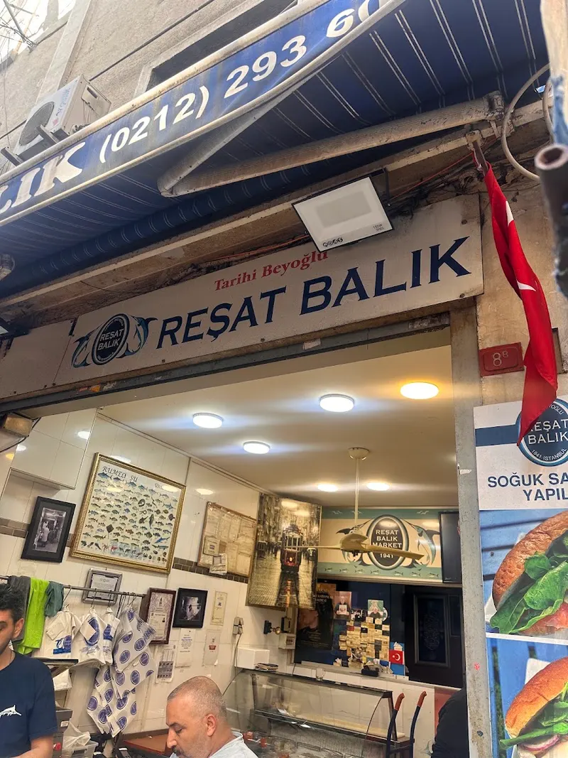 Resat Balik Market