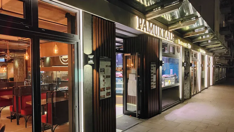 Pamukkale Köz Schanze in Sternschanze, Hamburg