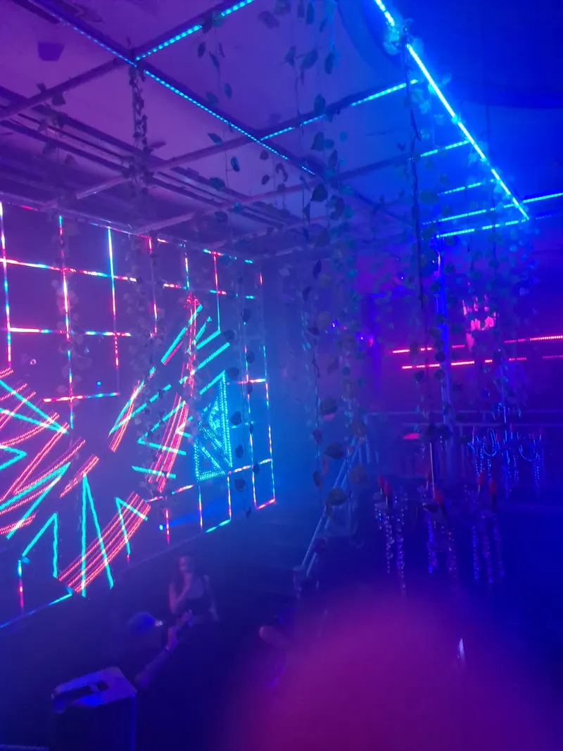 Micro Club in Barrio Bellavista, Santiago