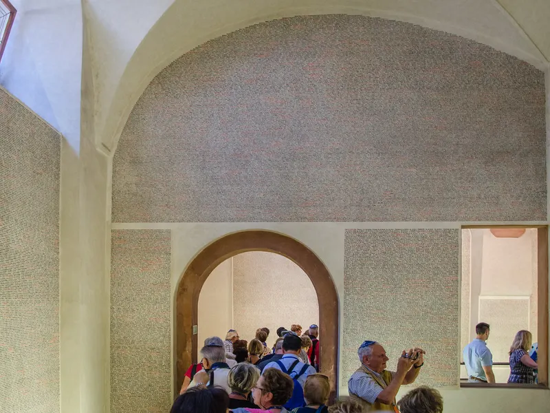 Pinkas Synagogue