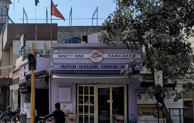 99 Pancakes in Varanasi - Mini Pancakes, Waffles, Cakes, Pastries & more