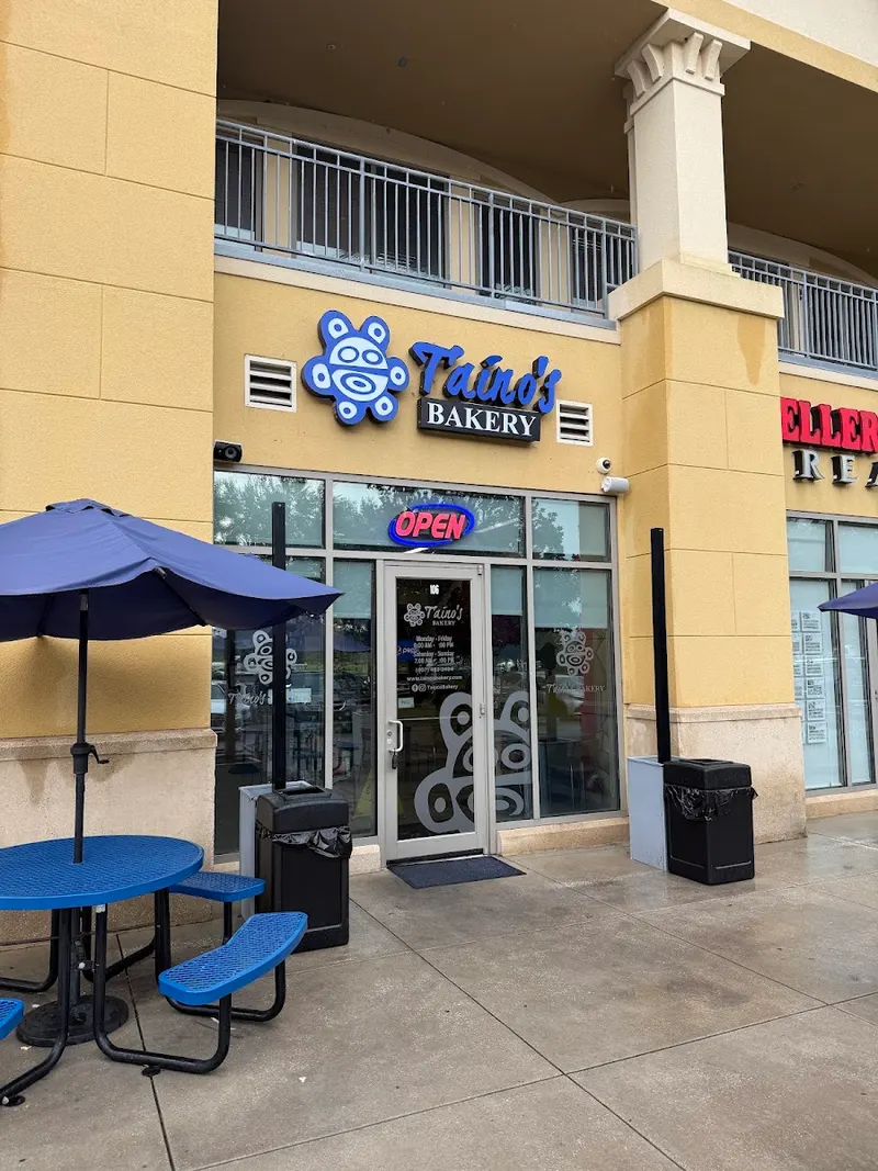 Taino's Bakery & Deli (Lake Nona)