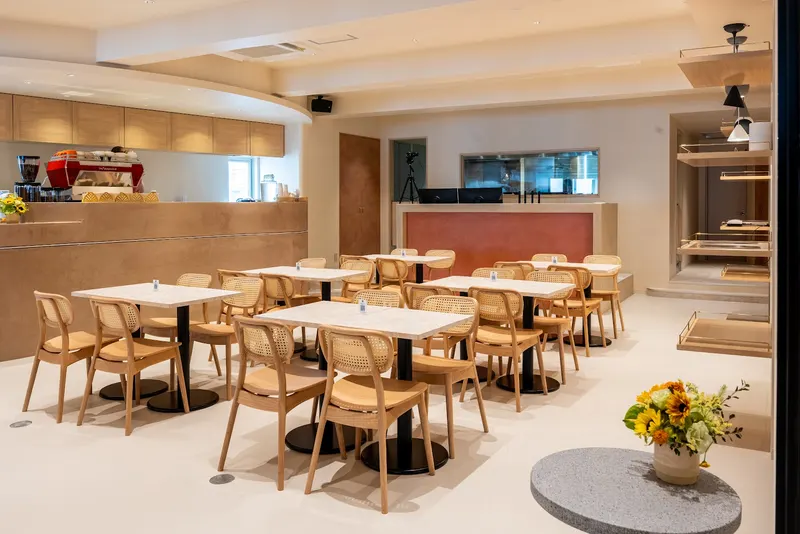 Awakening Cafe Tokyo - Shibuya in Jinnan, Tokyo