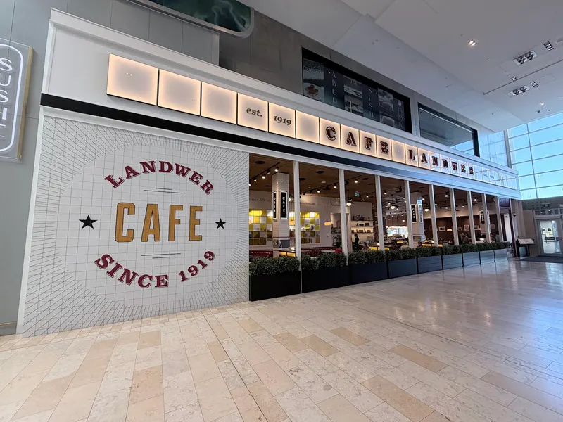 Cafe Landwer Yorkdale in Yorkdale-Glen Park, Toronto