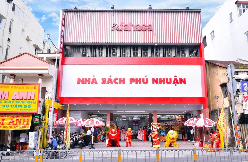 Nhà Sách Phú Nhuận (Fahasa)