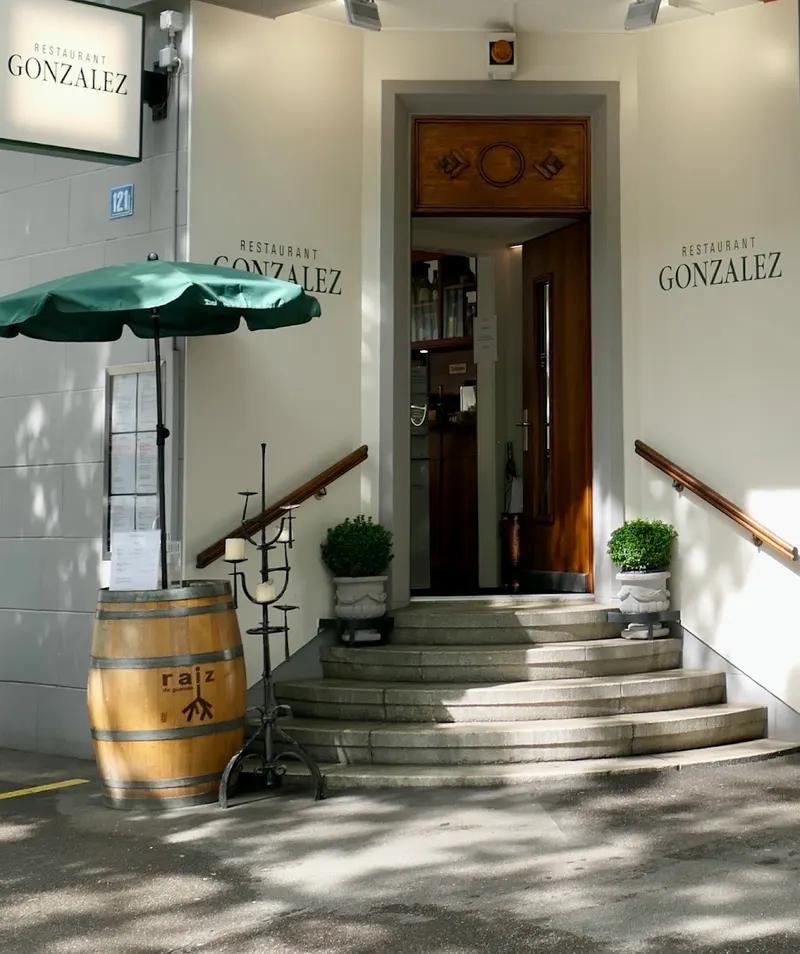 Gonzalez in Unterstrass, Zurich