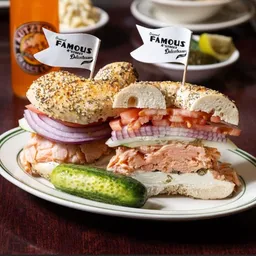 Famous 4th Street Delicatessen