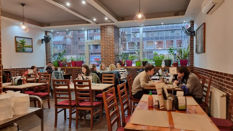Hai Nam Pho Bistro in Lagymanyos, Budapest