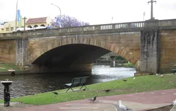 Lennox Bridge