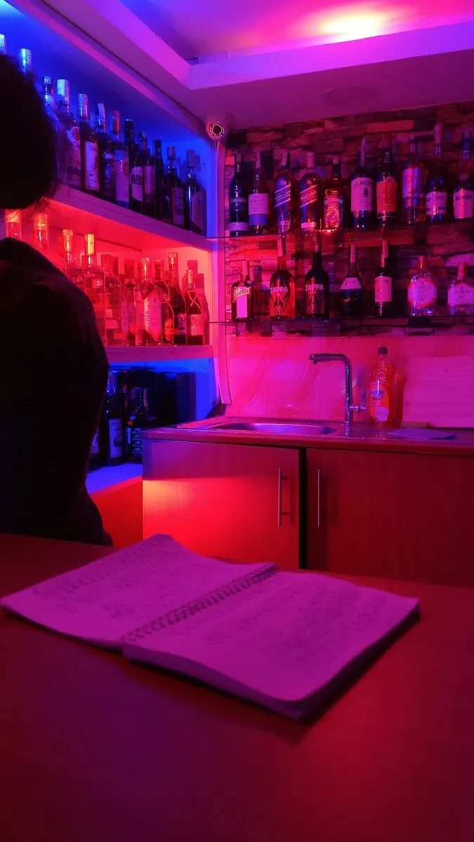 Mettys Lounge
