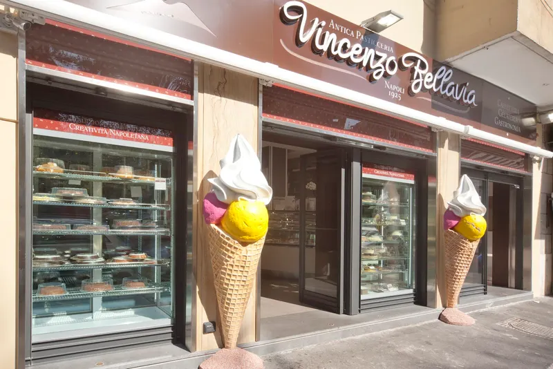 Antica Pasticceria Vincenzo Bellavia in Fuorigrotta, Naples