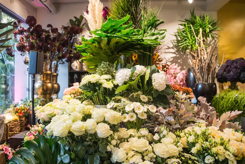 Blumenhalle Spring AG - Blumengeschäft Zürich in City, Zurich