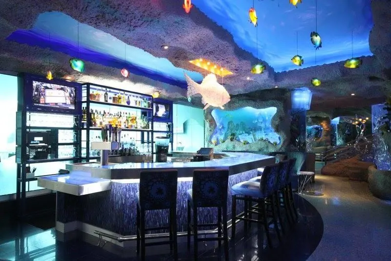 Aquarium Restaurant in Riverview, Houston