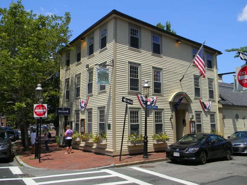 Warren Tavern