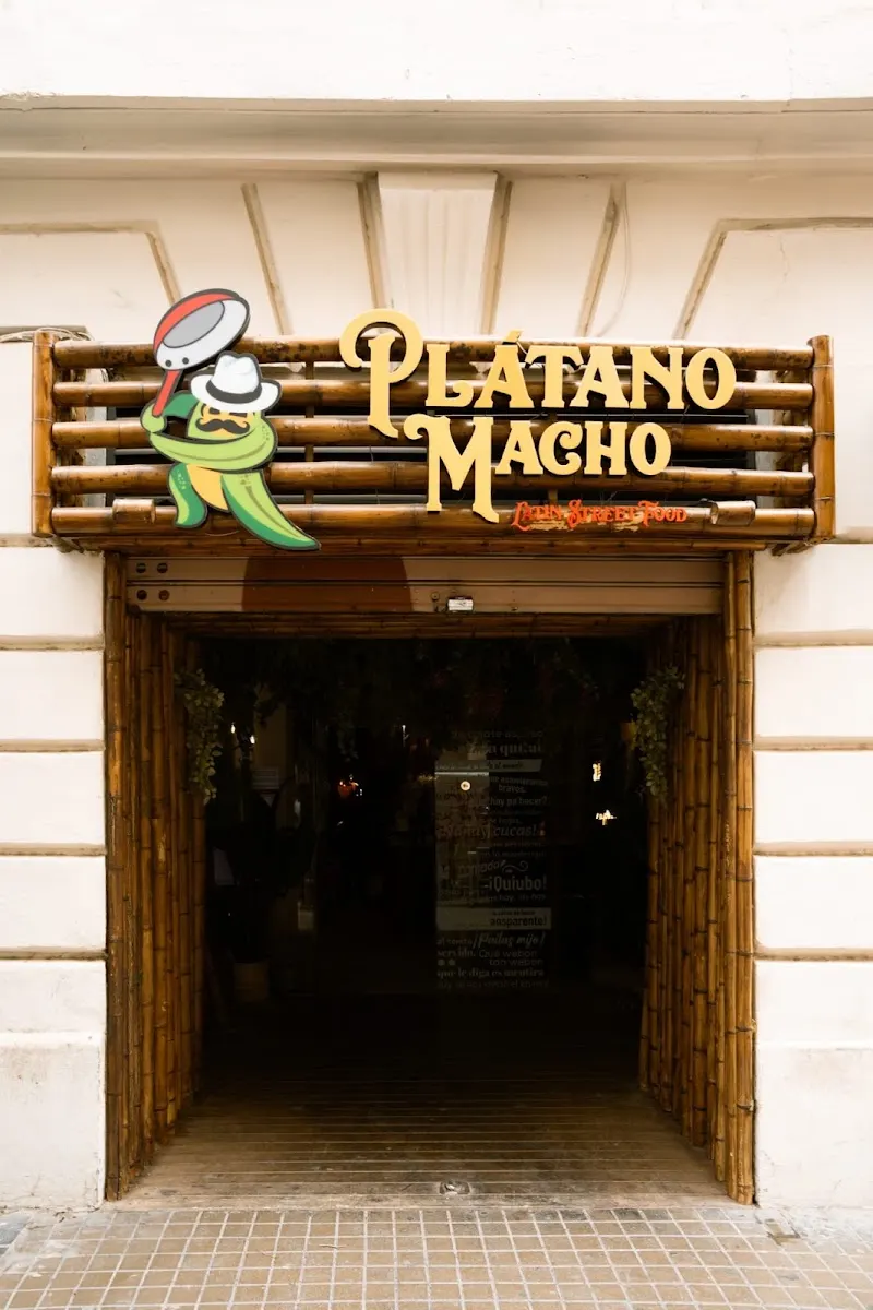 Plátano Macho Restaurante "Cánovas" in Gran Via, Valencia