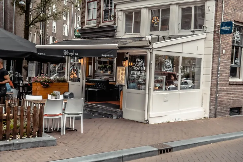 Bagels Village in Burgwallen Nieuwe Zijde, Amsterdam