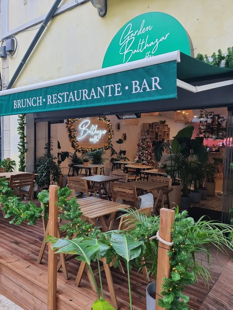 Garden Balthazar Caffe in Saldanha, Lisbon