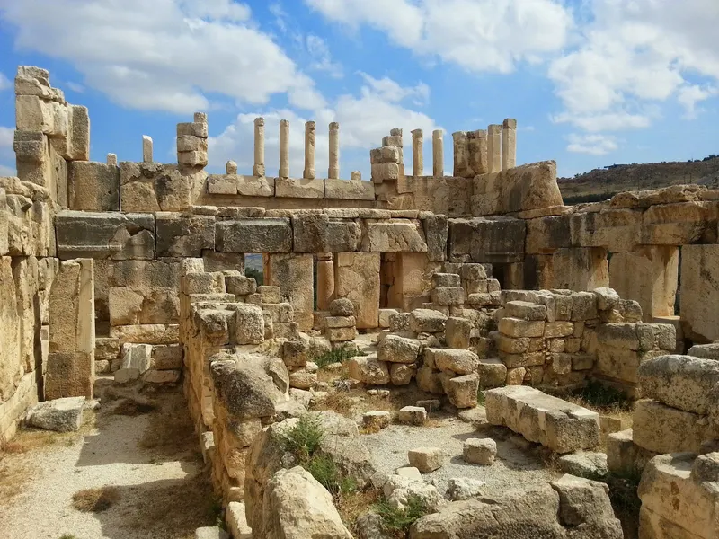 Iraq al-Amir