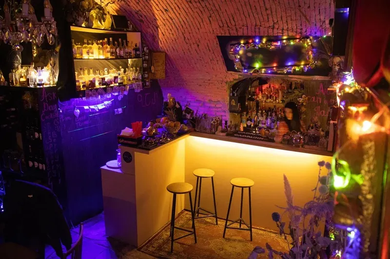 BAR 22 in Sololaki, Tbilisi