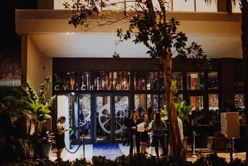 CVI.Che 105 in Aventura Town Center, Miami