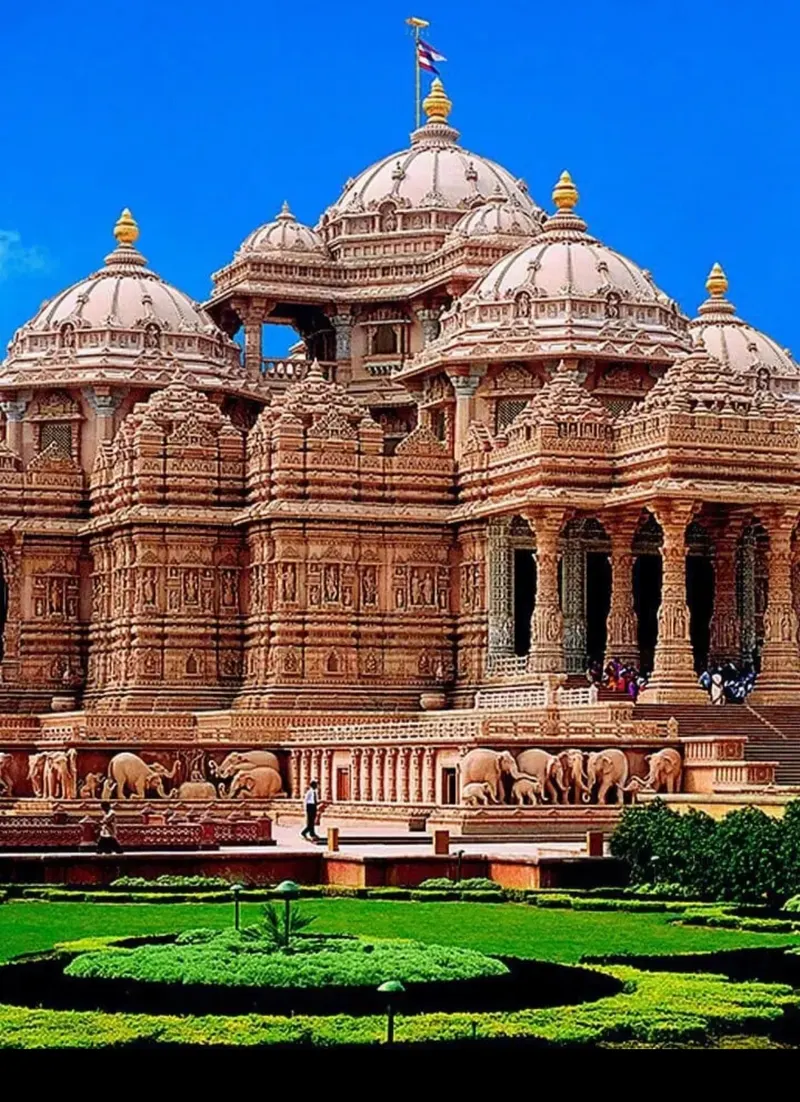 Akshardham Temple in Delhi