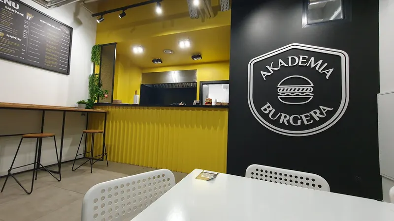 Akademia Burgera in Czarna Wieś, Krakow