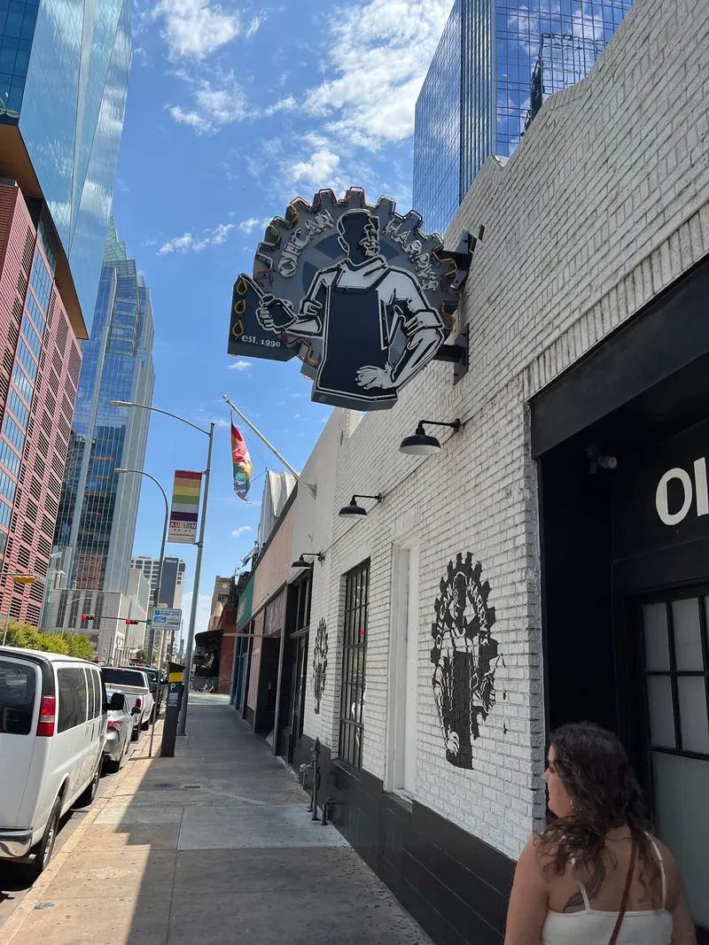 Oilcan Harry's