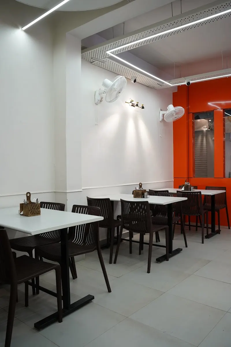 Shree Bhojanam in Bansphatak, Varanasi