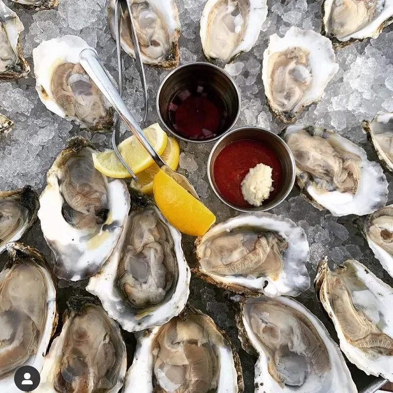 Hank's Oyster Bar